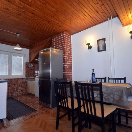 Apartment Mimica-Croatia , Omis , Center Экстерьер фото
