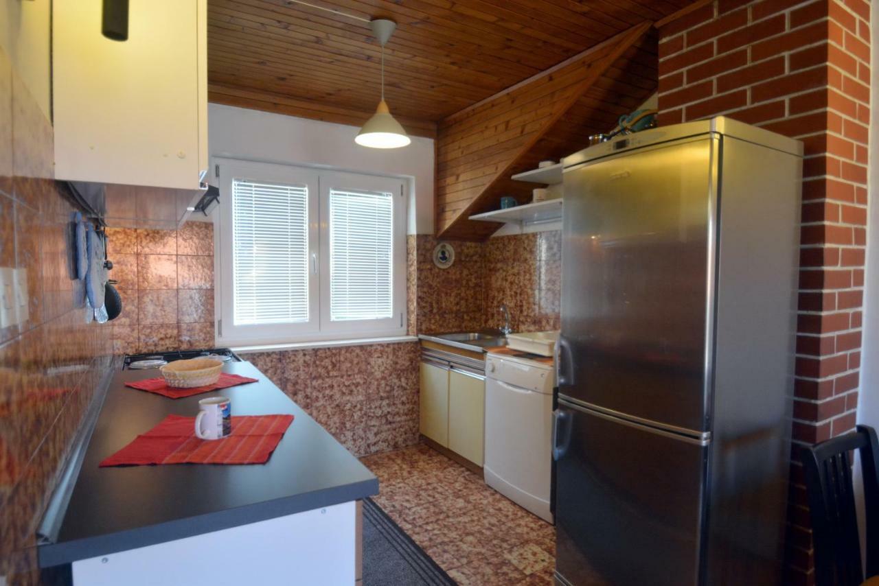 Apartment Mimica-Croatia , Omis , Center Экстерьер фото