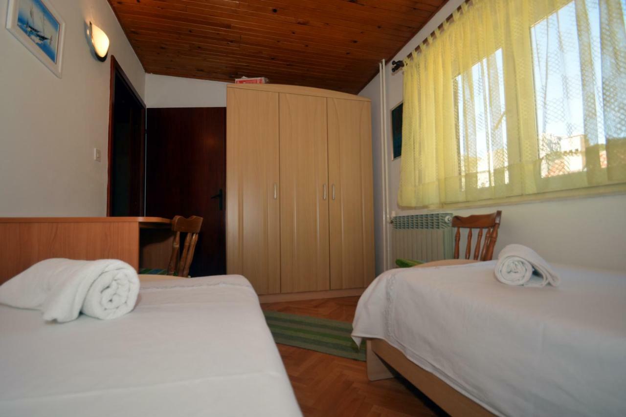 Apartment Mimica-Croatia , Omis , Center Экстерьер фото